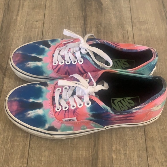Tie-Dye Vans - Picture 2 of 6